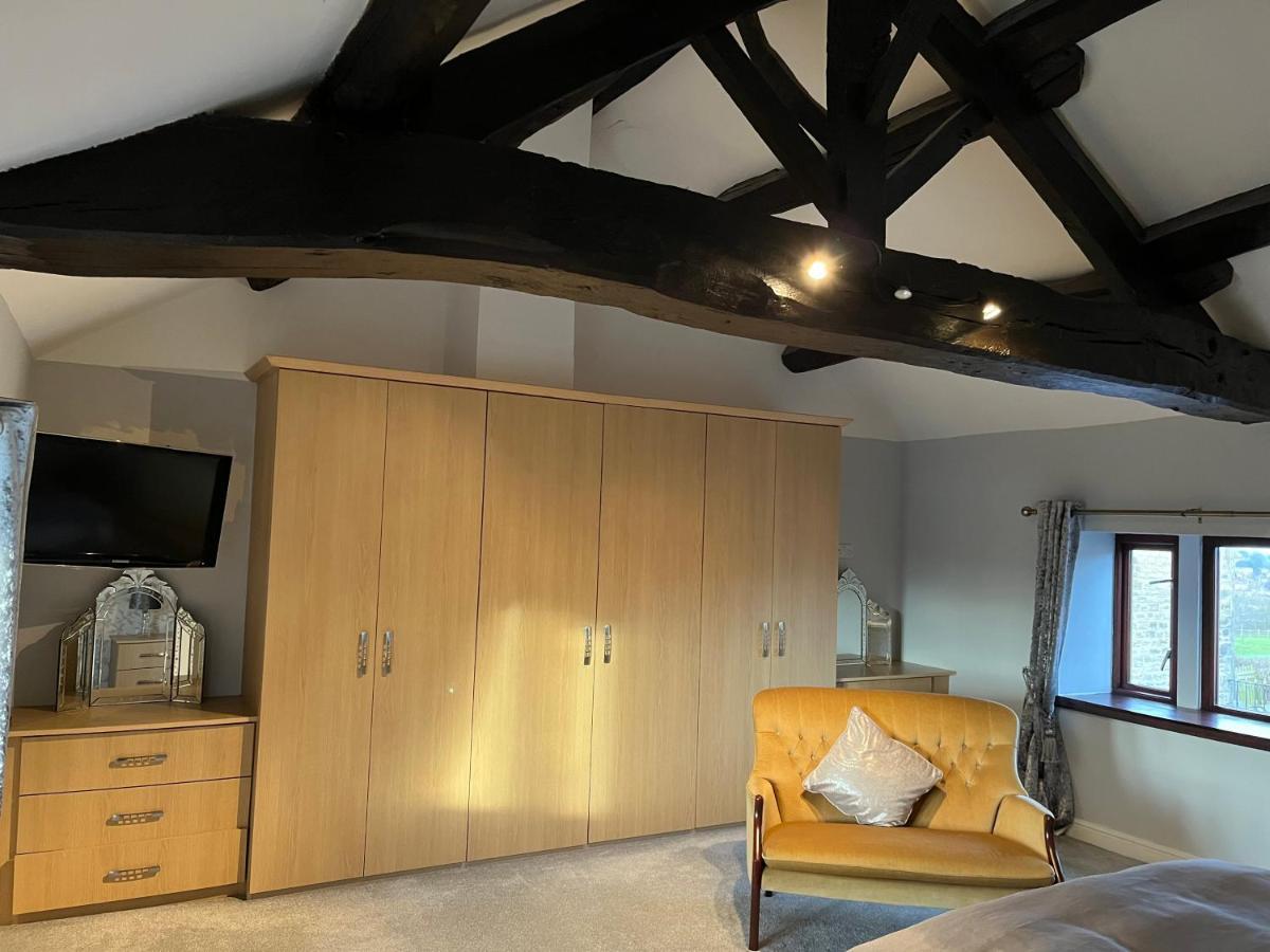 The Farm House Modern Spacious 2 Bedroom Home At Tong Road Leeds Perfect For Contractors Free Secure Parking Пъдси Екстериор снимка